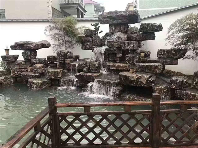 郑州小庭院假山鱼池布置图